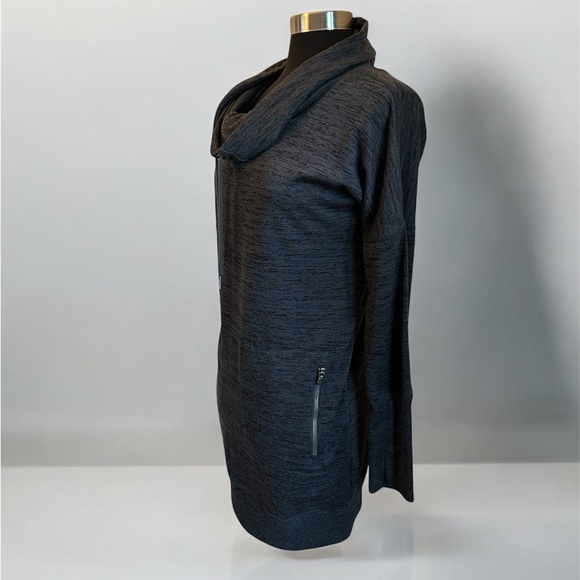 Athleta Gray Women's Pullover Sweater - Picture 3 of 4